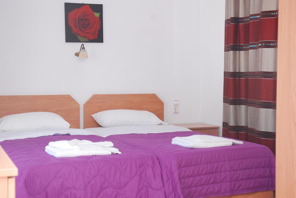 Pension Katerina Studios Турлос Екстериор снимка